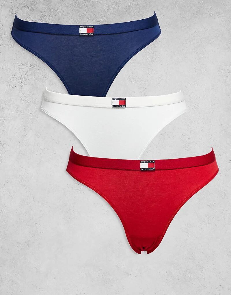 Комплект из 3 плавок-бикини Tommy Hilfiger с флагом в красном/белом/синем цвете
Комплект из 3 плавок-бикини Tommy Hilfiger с флагом в красном/белом/синем цвете