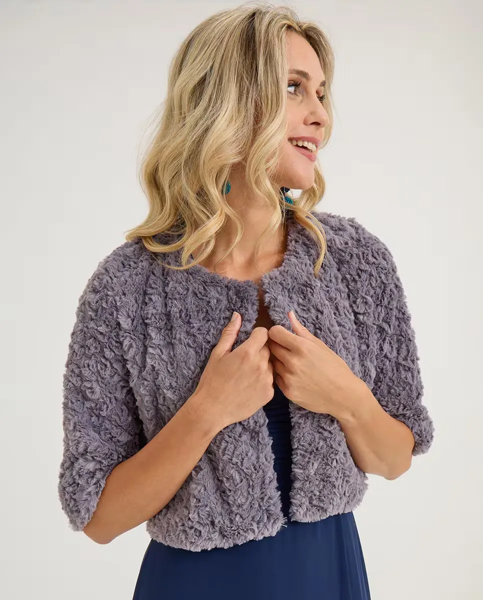 Женская куртка из кожи с рукавами миди Veneno en la piel, серый
Женская куртка из кожи с рукавами миди Veneno en la piel, серый