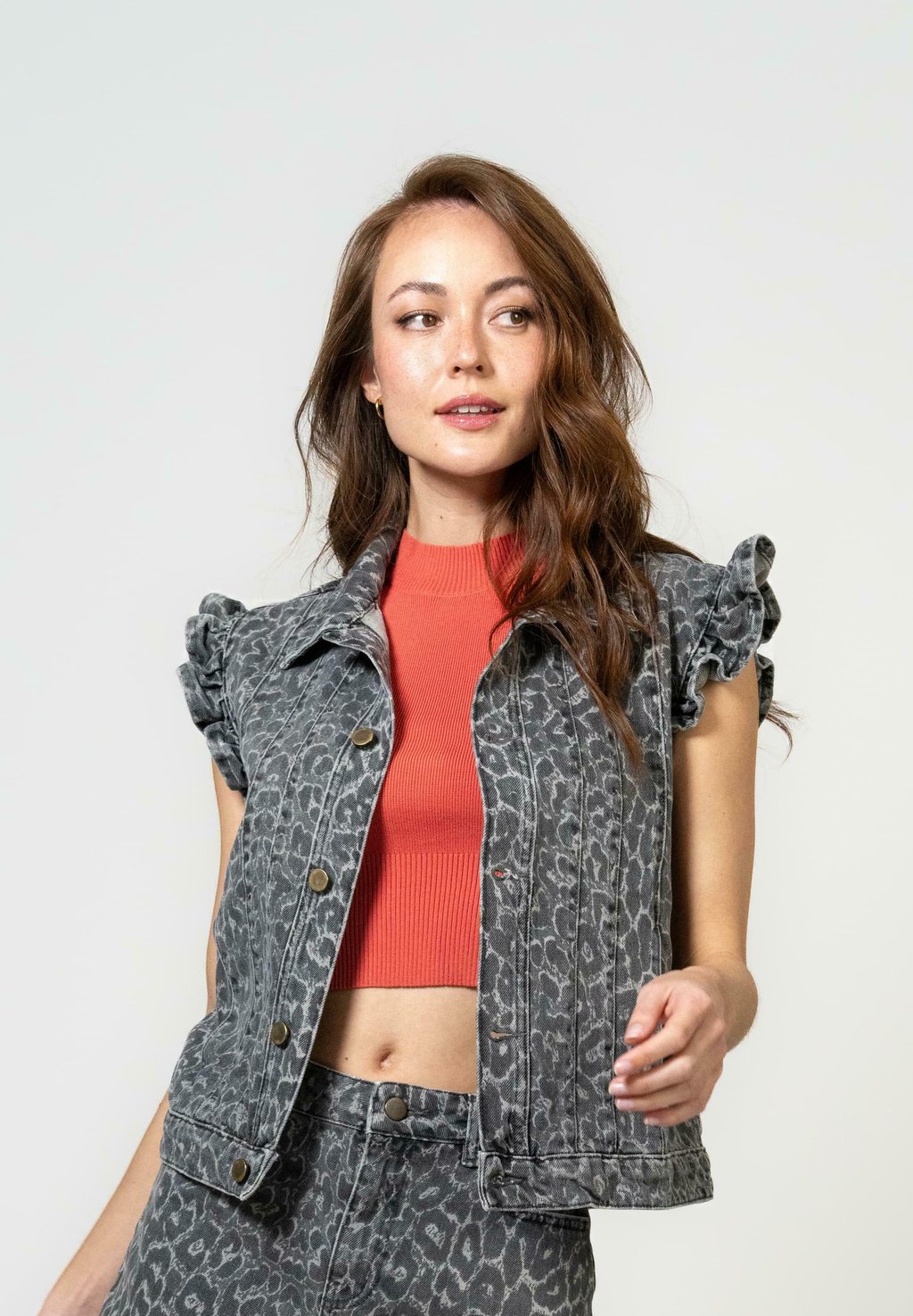 Жилет OH APRIL, черный
Жилет OH APRIL, черный