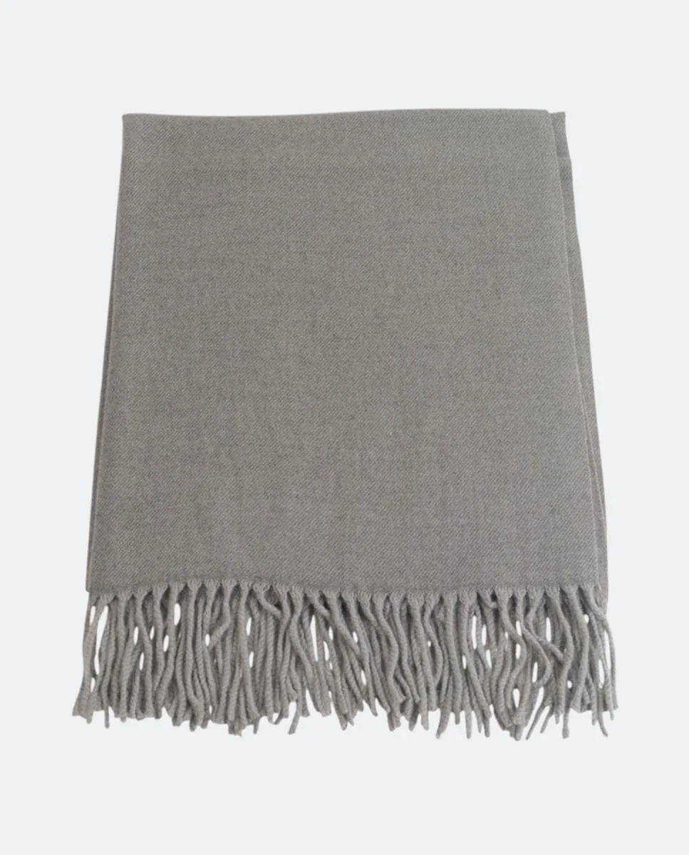Вязаный шарф с бахромой, гладкий прямоугольный, легкий и современный шарф из полиэстера Kbas, серый
Вязаный шарф с бахромой, гладкий прямоугольный, легкий и современный шарф из полиэстера Kbas, серый