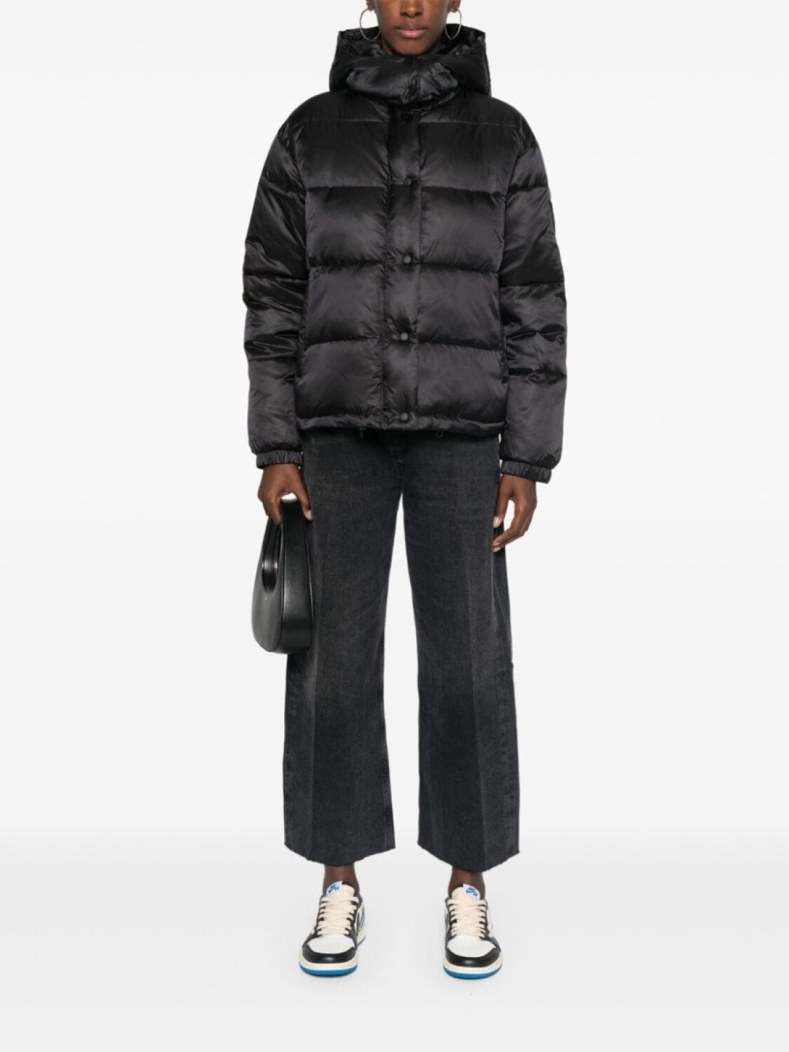 PINKO пуховик с нашивкой Love Birds, черный
PINKO пуховик с нашивкой Love Birds, черный