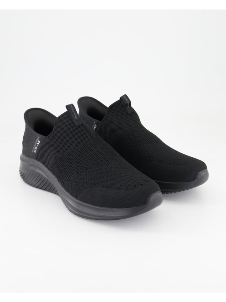 Кроссовки на шнуровке Skechers, черный
Кроссовки на шнуровке Skechers, черный