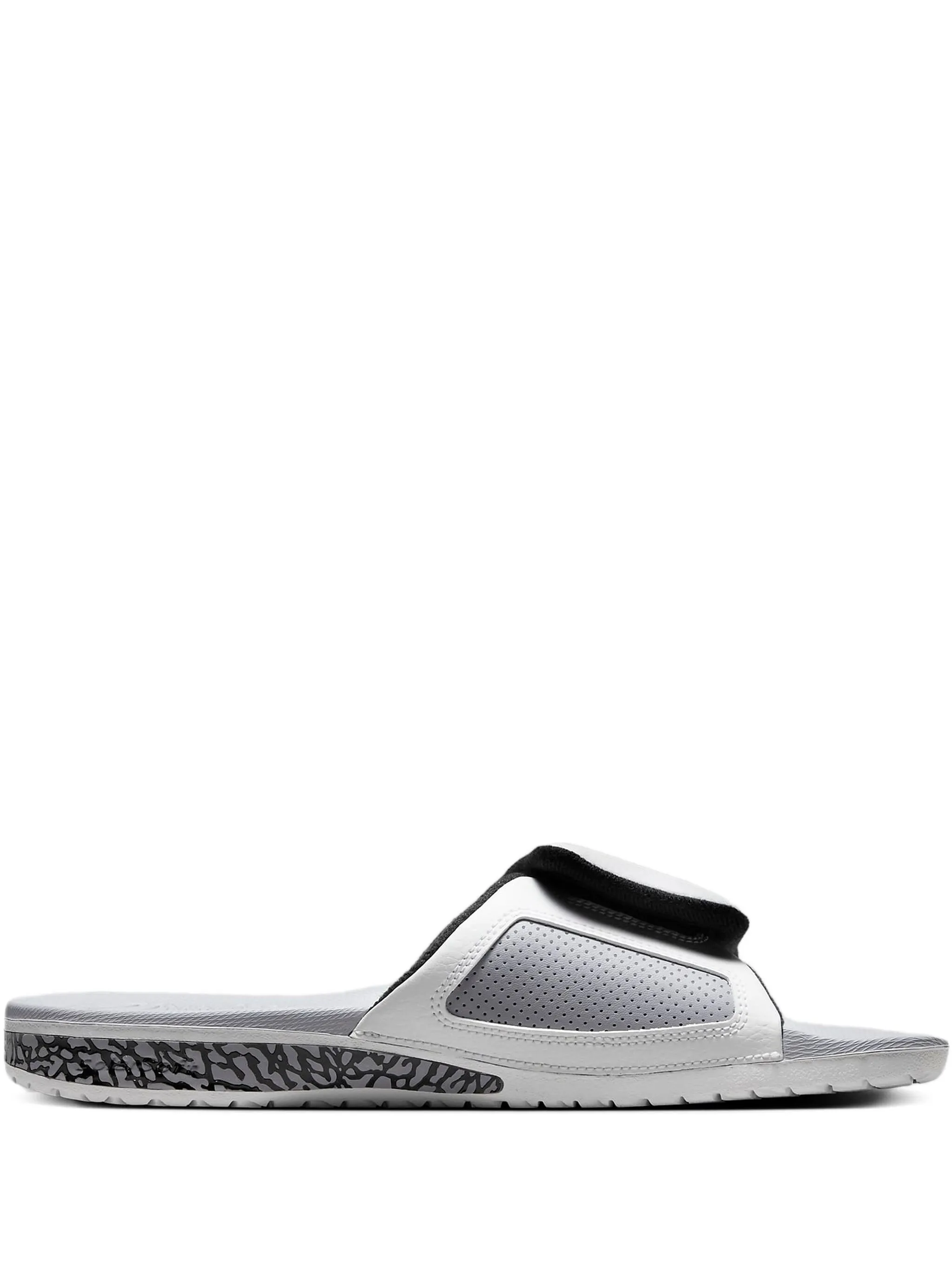 Шлепанцы Air Jordan Hydro 3 Retro Cement, белый
Шлепанцы Air Jordan Hydro 3 Retro Cement, белый