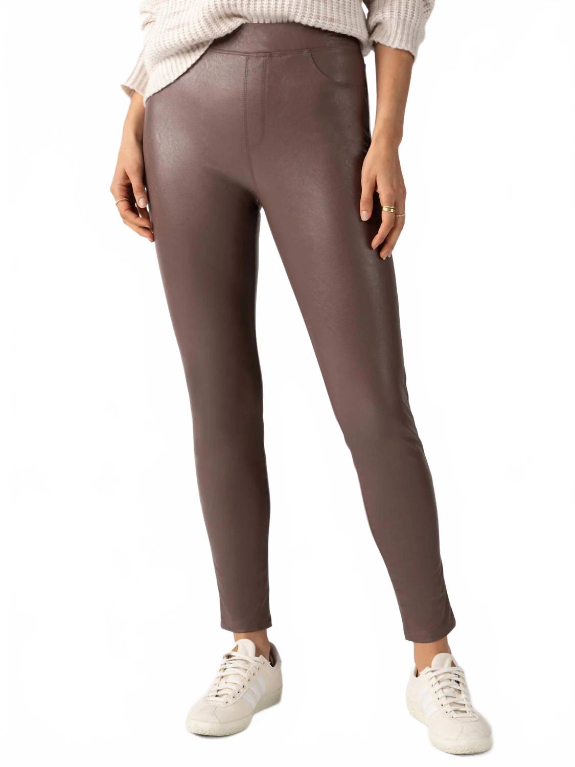 Беговые леггинсы в темном оперении Sanctuary, Dark Feather
Беговые леггинсы в темном оперении Sanctuary, Dark Feather