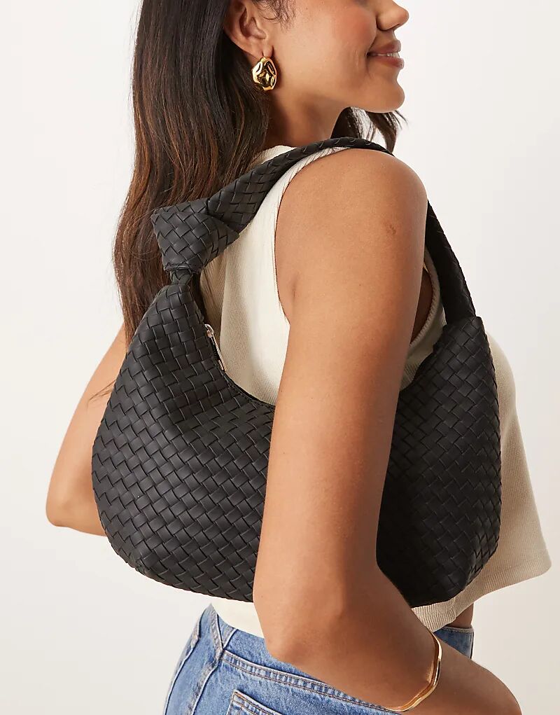 Гламурная плетеная сумка через плечо черного цвета
Гламурная плетеная сумка через плечо черного цвета