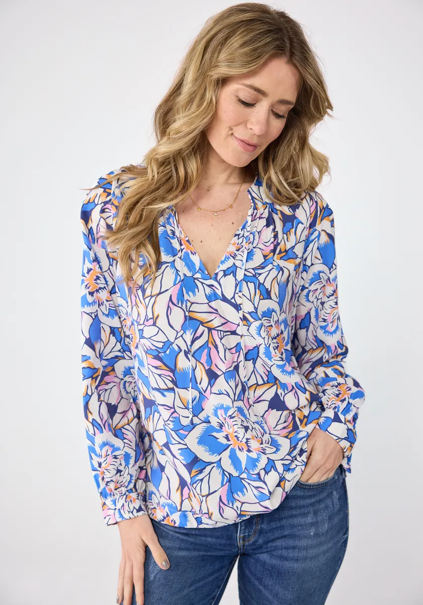 Любимая блузка-слип "РуканиЛ" с цветочным принтом Lieblingsstück, синий
Любимая блузка-слип "РуканиЛ" с цветочным принтом Lieblingsstück, синий