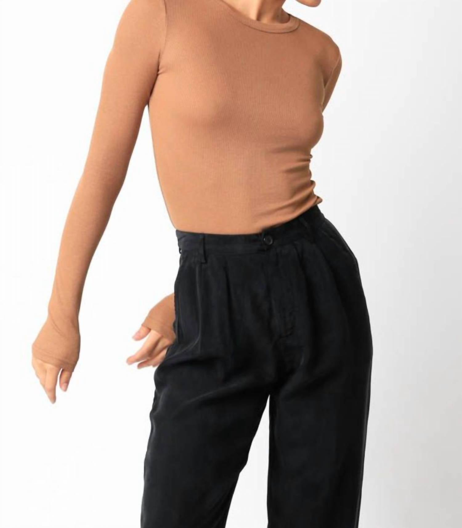 Облегающий топ с длинными рукавами и рельефной вязкой, цвет карамель OLIVACEOUS, Caramel
Облегающий топ с длинными рукавами и рельефной вязкой, цвет карамель OLIVACEOUS, Caramel