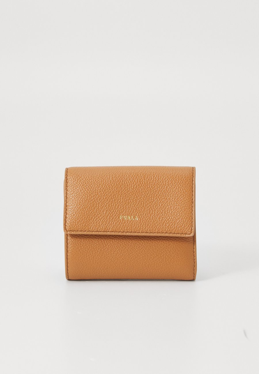 Кошелек Furla GOCCIA COMPACT WALLET, Cognac
Кошелек Furla GOCCIA COMPACT WALLET, Cognac