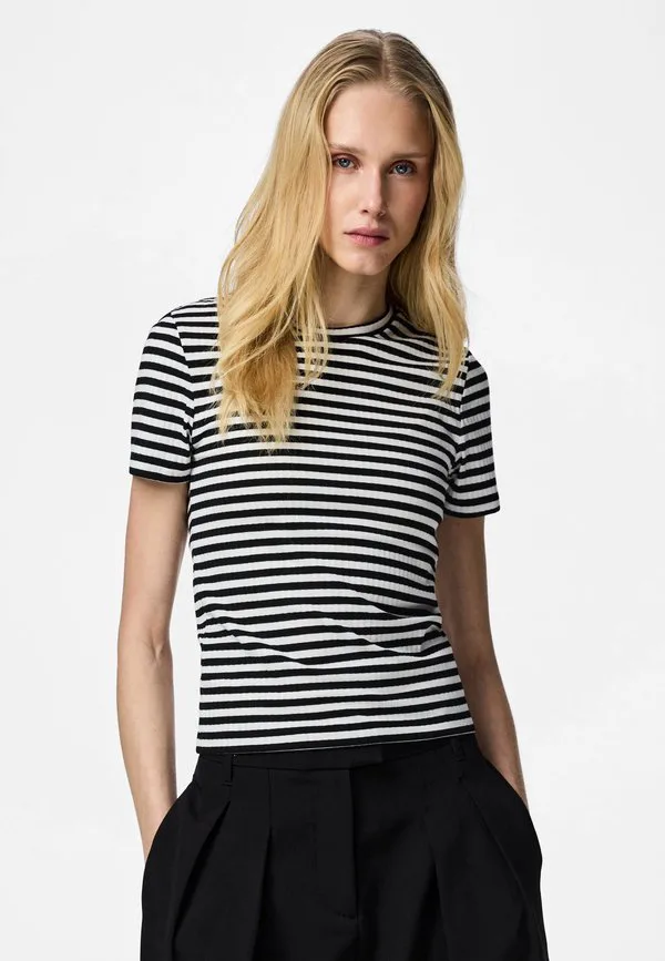 Детская футболка с принтом pclaya Pieces, Black/Bright White, Белый, Детская футболка с принтом pclaya Pieces, Black/Bright White
Детская футболка с принтом pclaya Pieces, Black/Bright White, Белый, Детская футболка с принтом pclaya Pieces, Black/Bright White