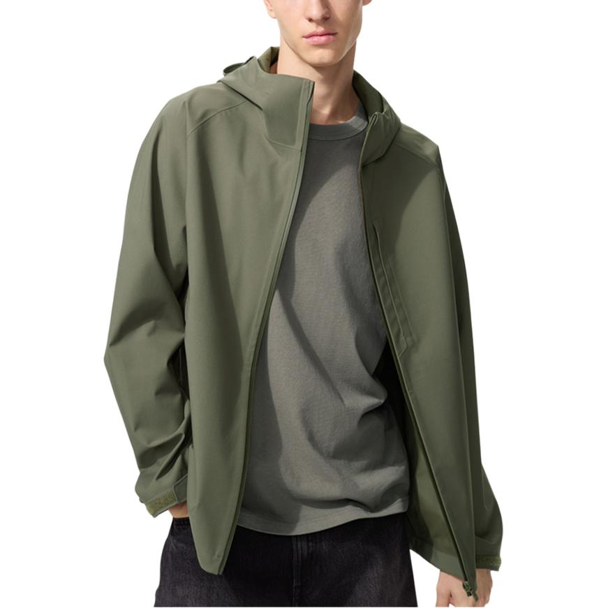 Куртки и пальто BLOCKTECH SS26 для мужчин Uniqlo, оливковый
Куртки и пальто BLOCKTECH SS26 для мужчин Uniqlo, оливковый