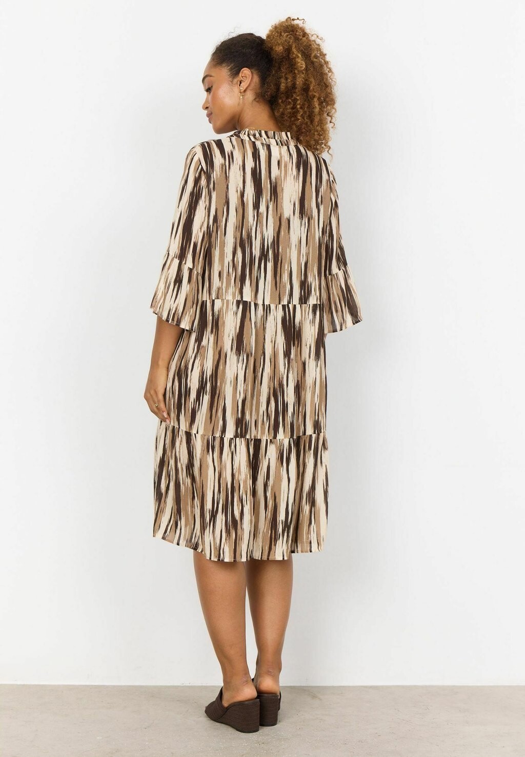 Повседневное платье Soyaconcept, бежевый
Повседневное платье Soyaconcept, бежевый