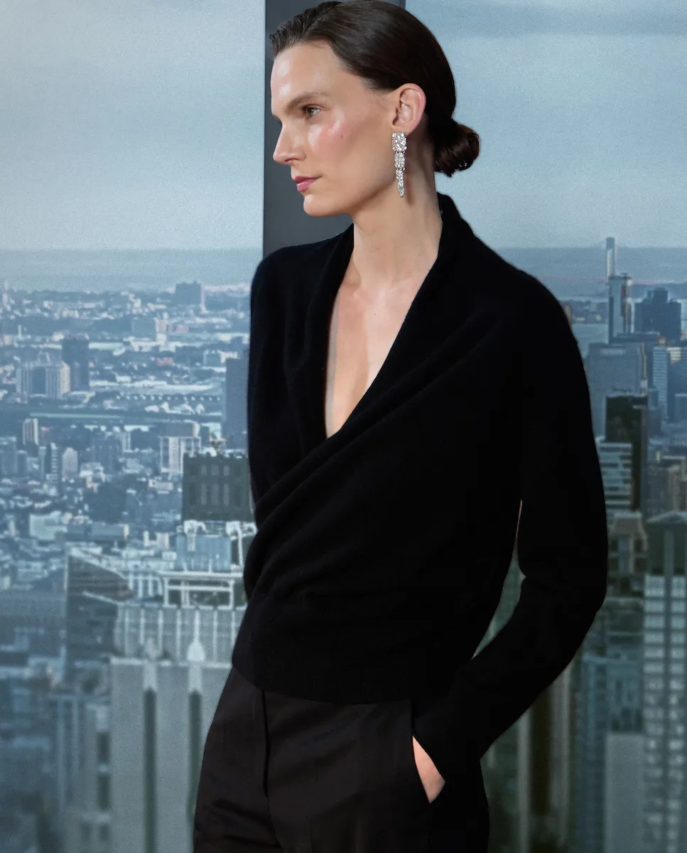 Женский свитер с сердцем из кашемира Woman Limited El Corte Inglés, черный
Женский свитер с сердцем из кашемира Woman Limited El Corte Inglés, черный