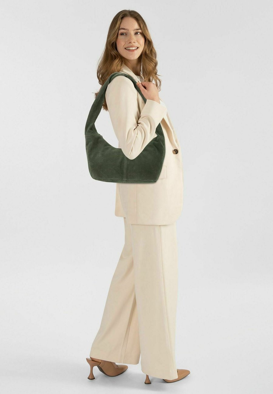 Сумка Liebeskind Berlin Handbag, Forest/Dark Green
Сумка Liebeskind Berlin Handbag, Forest/Dark Green