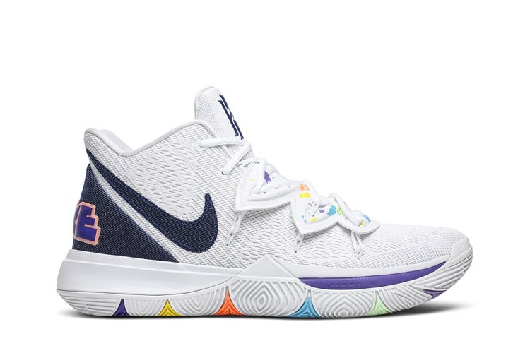 Кроссовки Nike Kyrie 5 'Have A Nike Day', белый
Кроссовки Nike Kyrie 5 'Have A Nike Day', белый