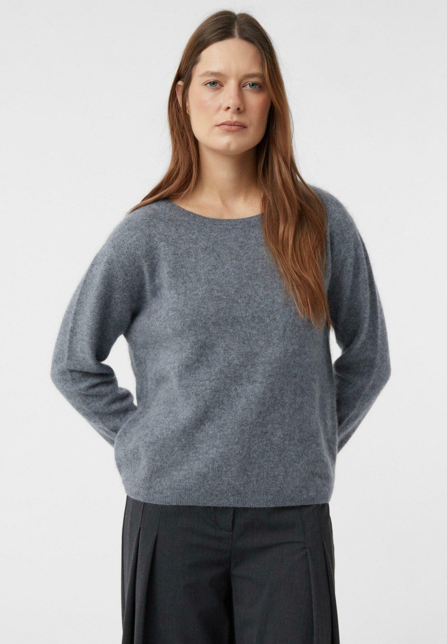Джемпер comma Jumper, Schiefergrau/Anthracite
Джемпер comma Jumper, Schiefergrau/Anthracite