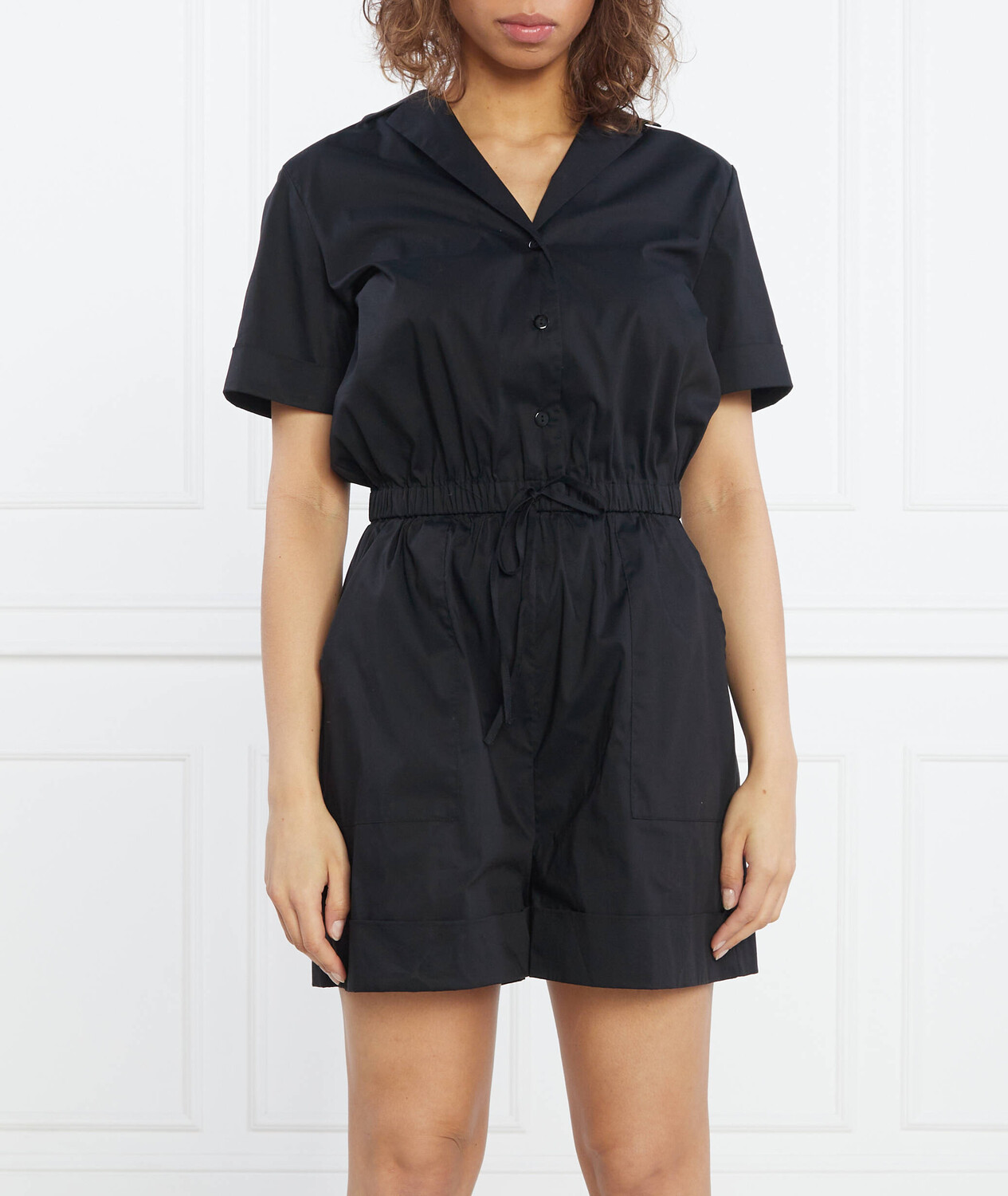 Комбинезон Liu Jo Beachwear DRESS Regular Fit, черный
Комбинезон Liu Jo Beachwear DRESS Regular Fit, черный