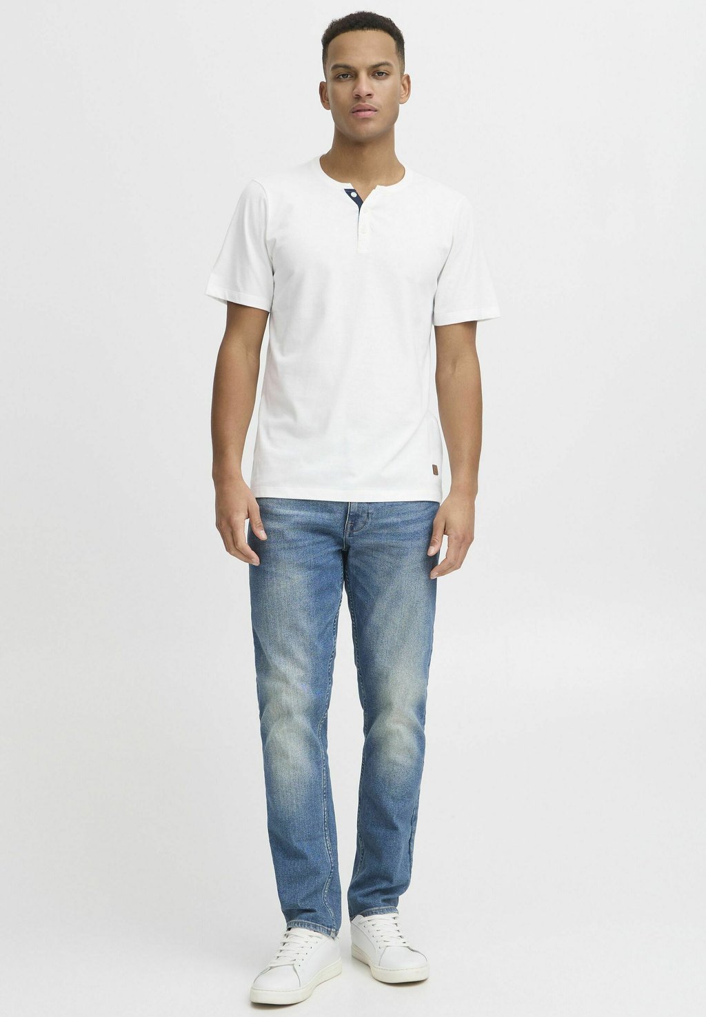 Базовая футболка BHOley 2-PACK Blend, белый
Базовая футболка BHOley 2-PACK Blend, белый