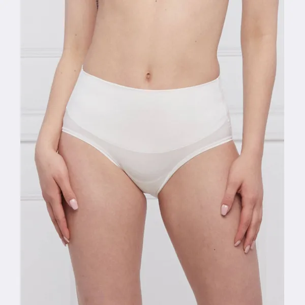 Нижнее белье Spanx, белый
Нижнее белье Spanx, белый