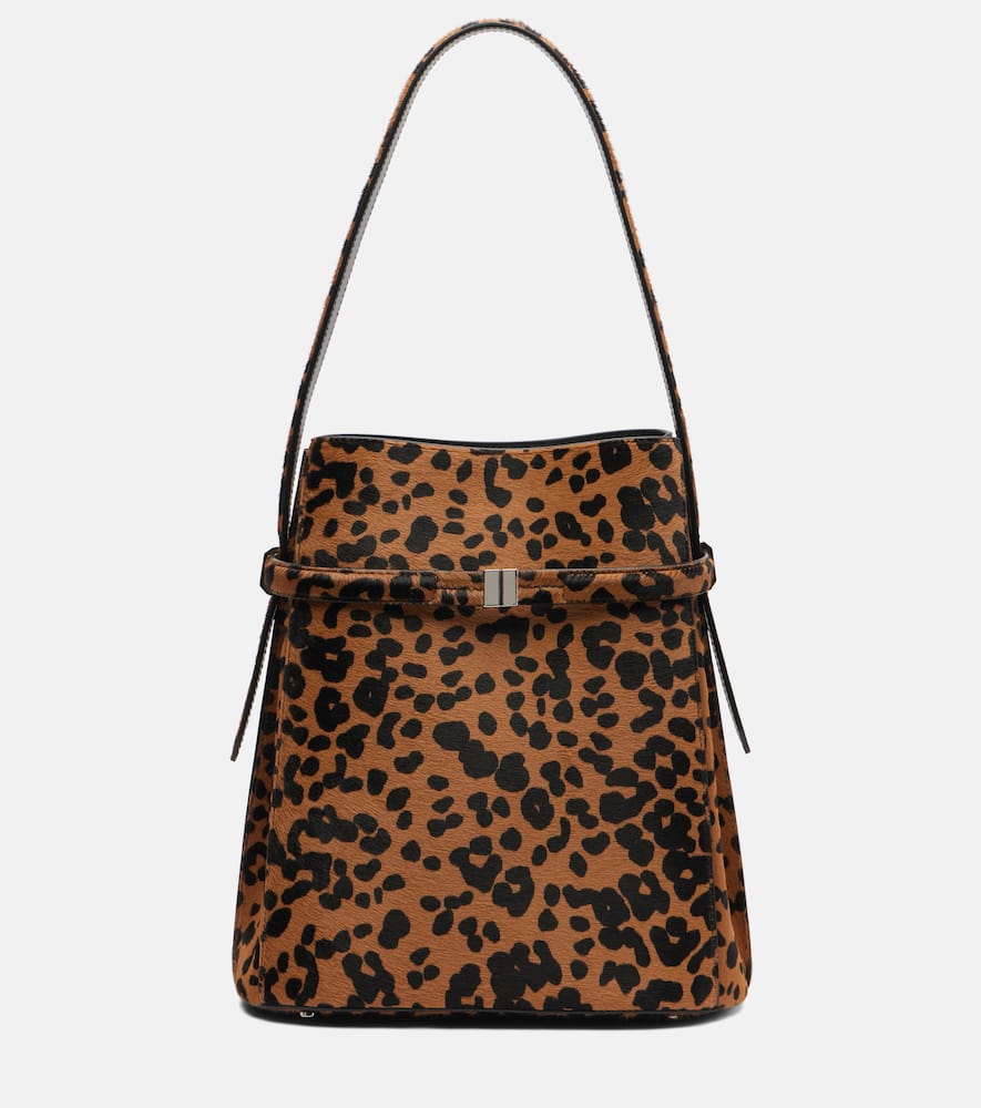 Сумка-тоут Day Medium из телячьей шерсти Toteme, Leopard
Сумка-тоут Day Medium из телячьей шерсти Toteme, Leopard