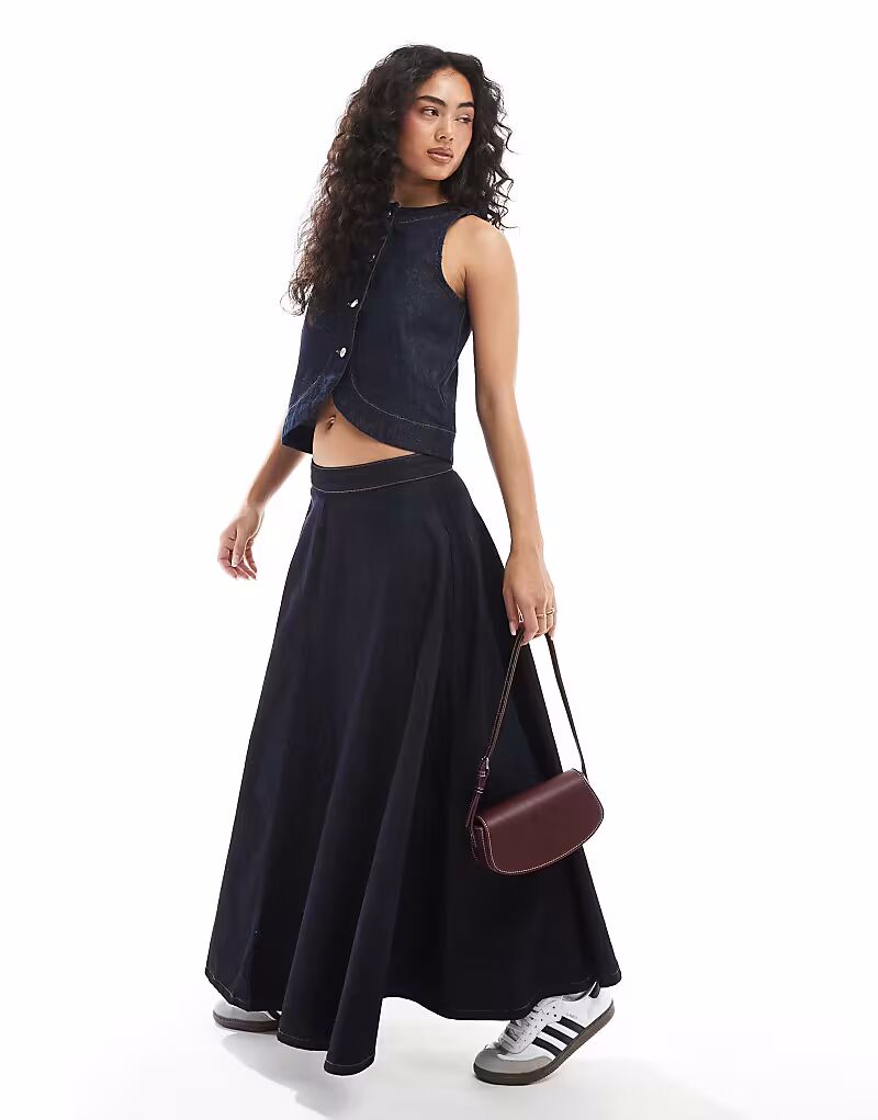 Джинсовая юбка-солнце ASOS DESIGN цвета индиго
Джинсовая юбка-солнце ASOS DESIGN цвета индиго