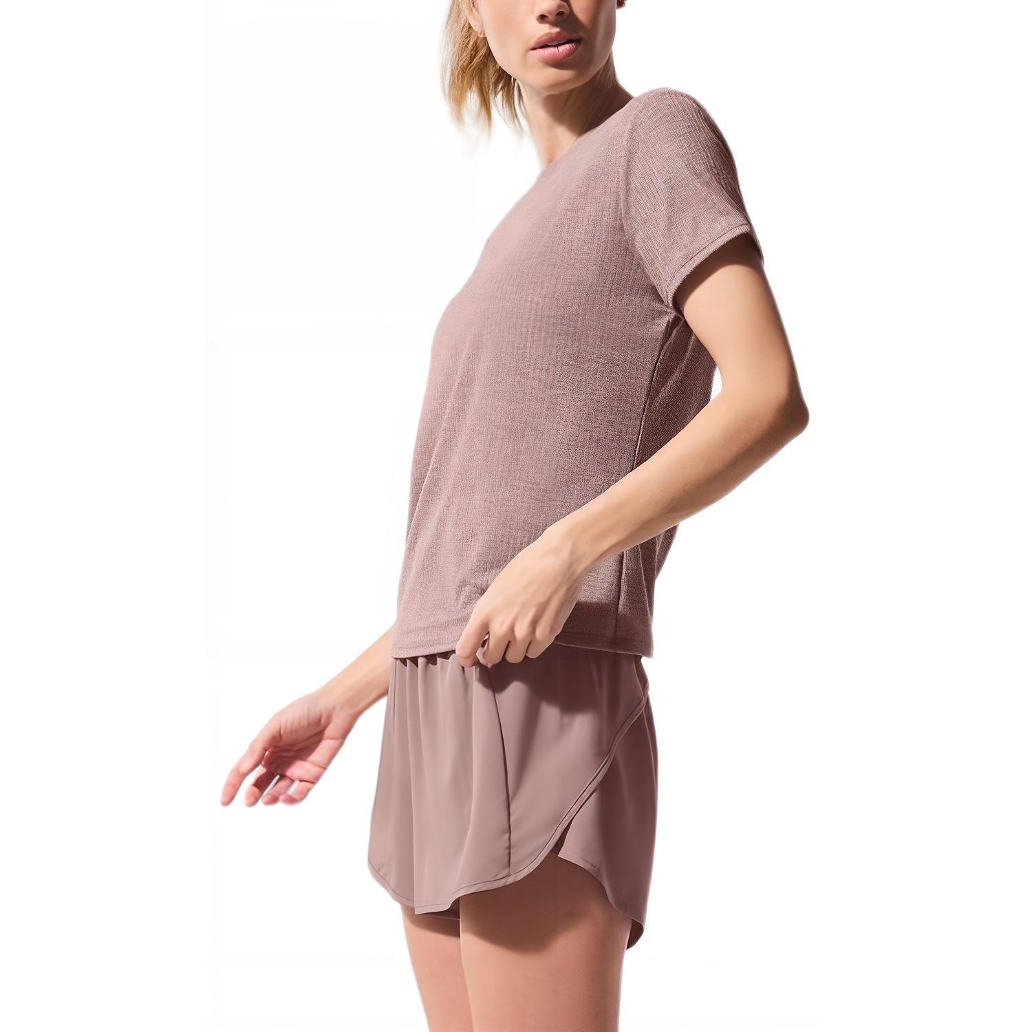 Обычная футболка женская Alo Yoga, серо-бежевый
Обычная футболка женская Alo Yoga, серо-бежевый