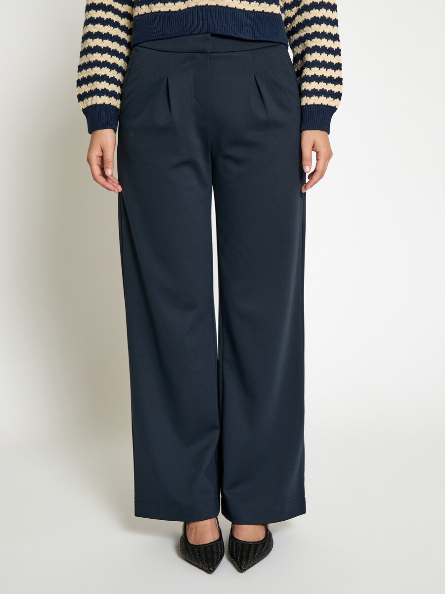 Свободные брюки со складками спереди DESIRES Kyra, marine blue
Свободные брюки со складками спереди DESIRES Kyra, marine blue