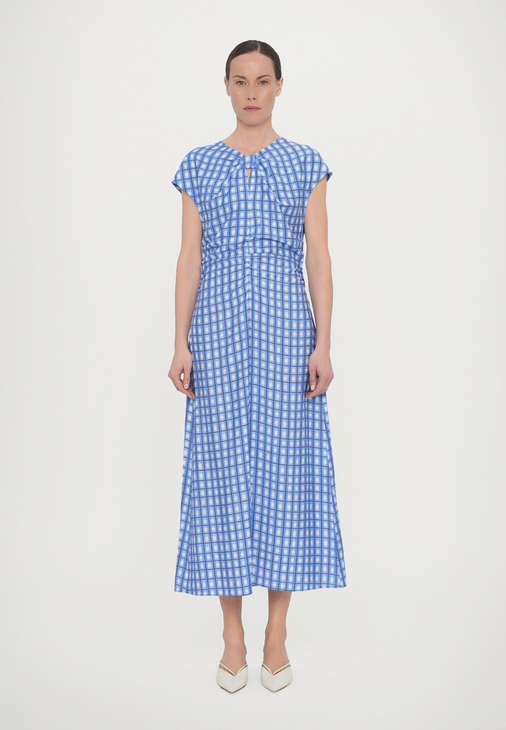 Платье макси AKEYLA Baum und Pferdgarten, синий
Платье макси AKEYLA Baum und Pferdgarten, синий