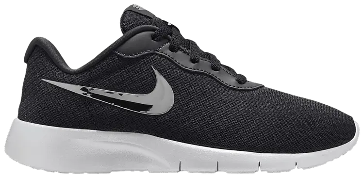 Кроссовки Nike Tanjun SE EasyOn GS, черный
Кроссовки Nike Tanjun SE EasyOn GS, черный