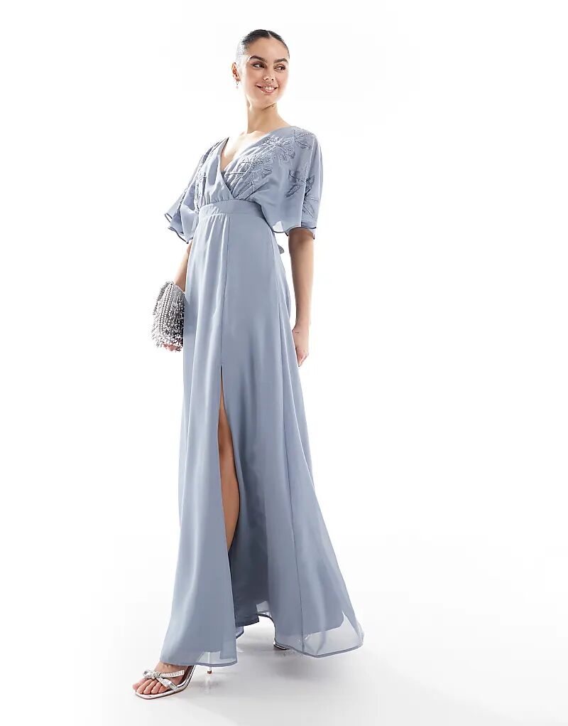 Платье макси для подружки невесты с короткими рукавами и цветочной вышивкой в пыльно-голубом цвете Maya
Платье макси для подружки невесты с короткими рукавами и цветочной вышивкой в пыльно-голубом цвете Maya