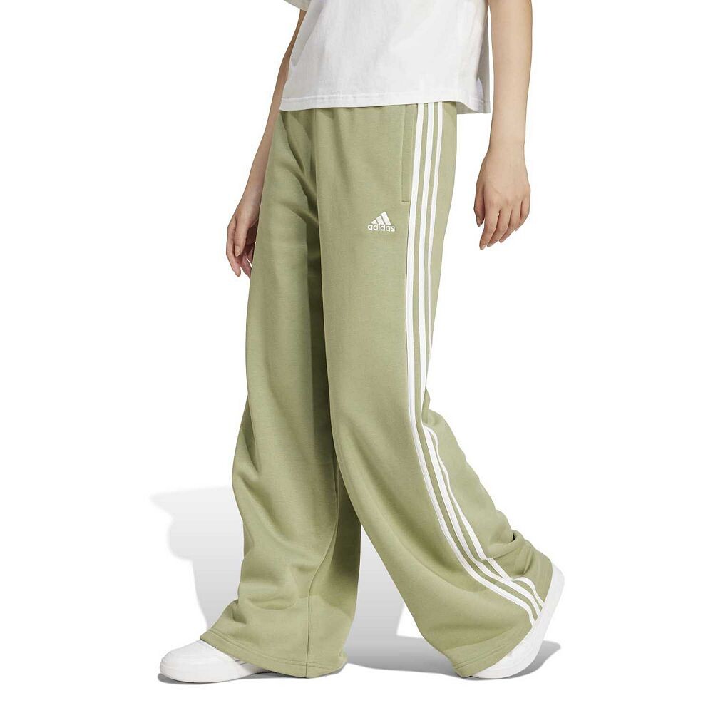 Женские спортивные брюки adidas Essentials с 3 полосками Adidas, цвет Tent Green
Женские спортивные брюки adidas Essentials с 3 полосками Adidas, цвет Tent Green