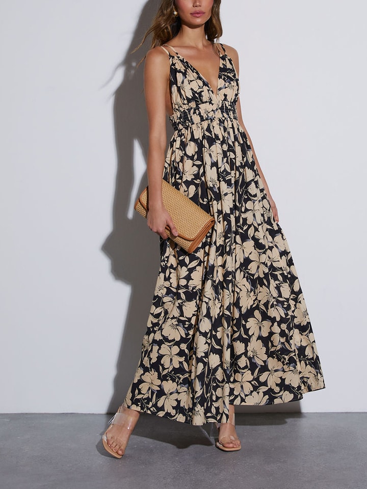 Платье Milan Kiss, цвет schwarz/creme
Платье Milan Kiss, цвет schwarz/creme