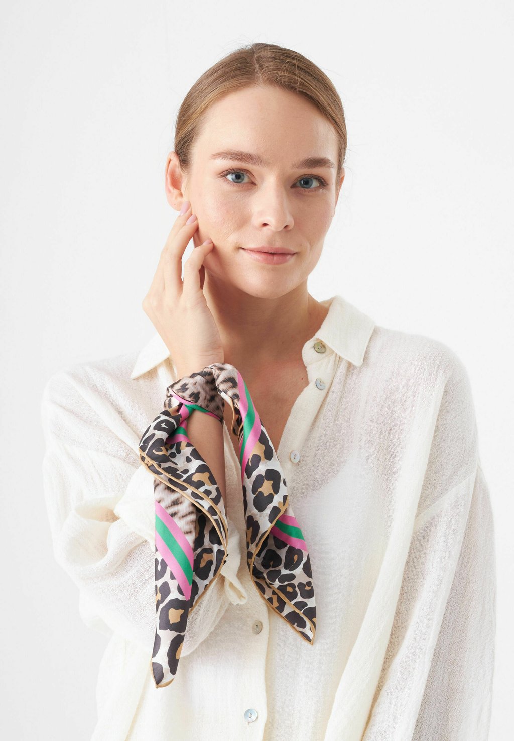 Шарф Codello, коричневый
Шарф Codello, коричневый