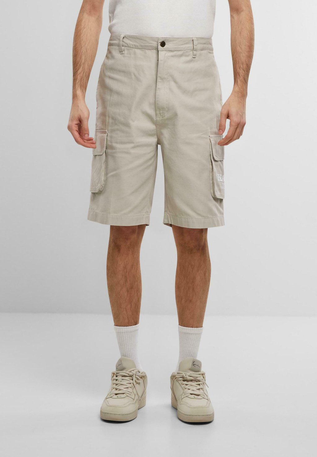 Шорты Karl Kani, слоновая кость
Шорты Karl Kani, слоновая кость