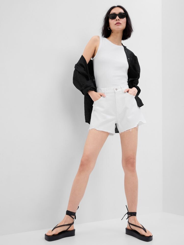 Джинсовые шорты Gap, белый
Джинсовые шорты Gap, белый