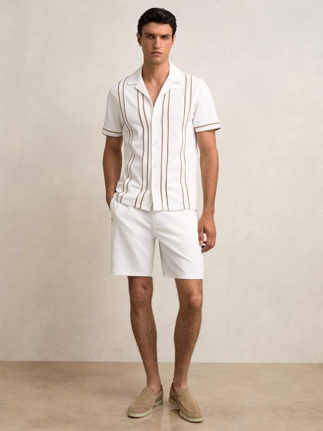 Шорты Angus Reiss, White
Шорты Angus Reiss, White