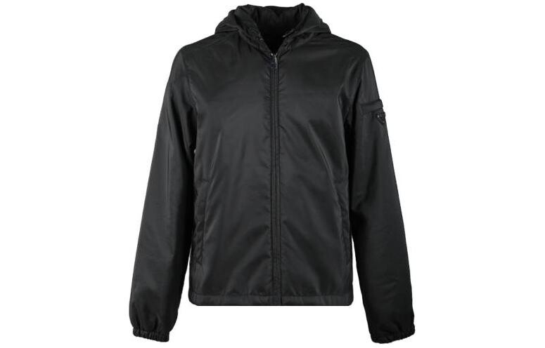 Куртка мужская Prada с эмблемой логотипа, черный
Куртка мужская Prada с эмблемой логотипа, черный