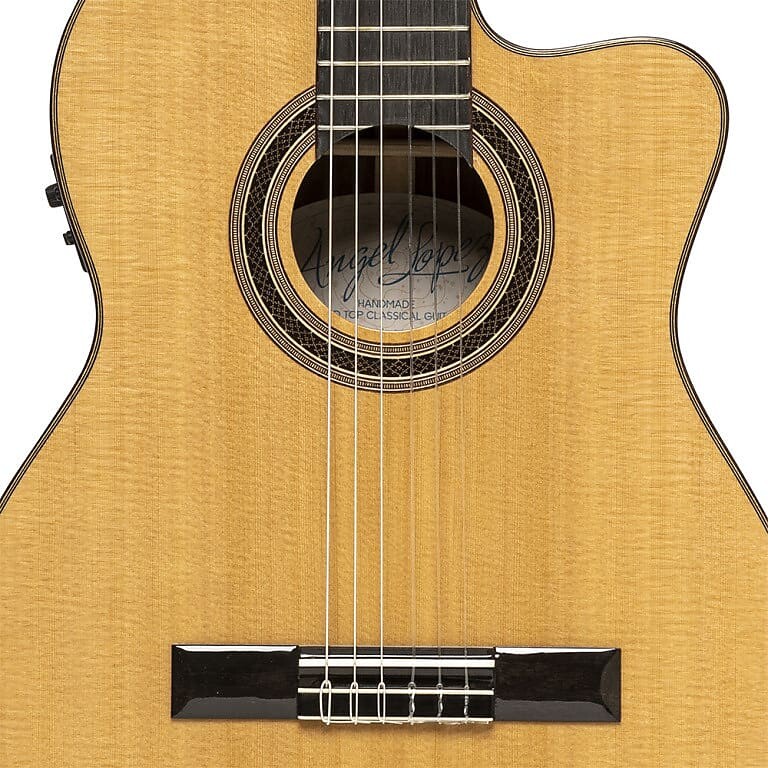 Акустическая гитара ANGEL LOPEZ Mazuelo serie electric classical guitar with solid spruce top with cutaway
Акустическая гитара ANGEL LOPEZ Mazuelo serie electric classical guitar with solid spruce top with cutaway