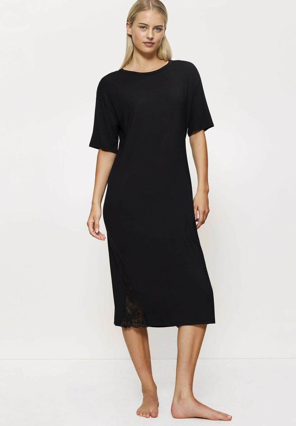 Ночная рубашка Triumph, черный
Ночная рубашка Triumph, черный