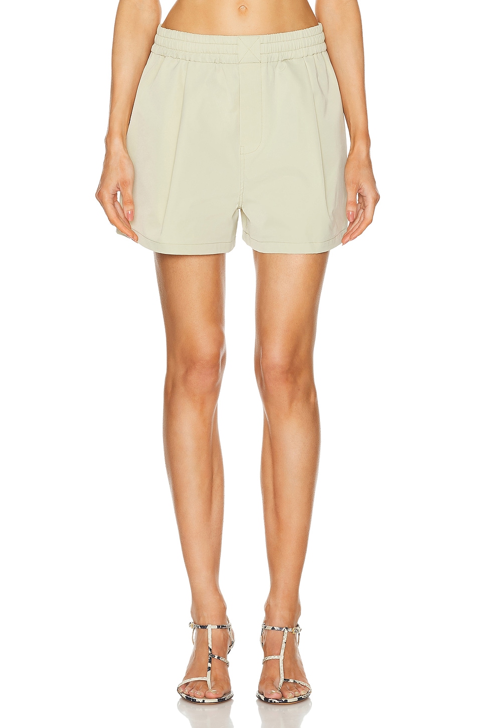 Шорты женские GRLFRND, светло-оливковый
Шорты женские GRLFRND, светло-оливковый