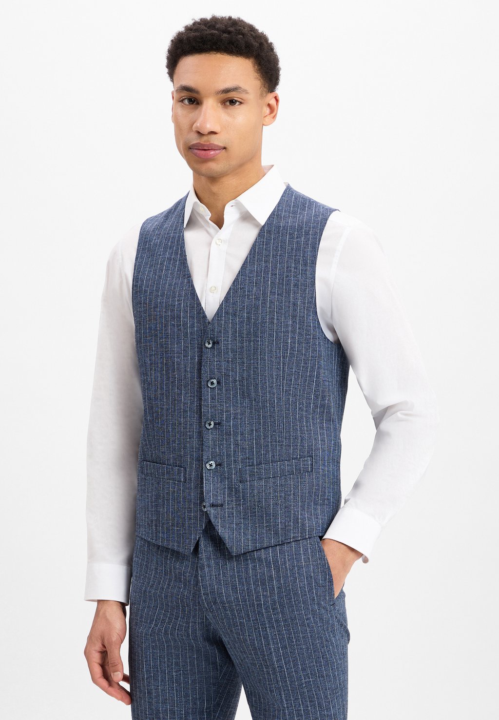 Костюмный жилет ROY ROBSON, синий
Костюмный жилет ROY ROBSON, синий