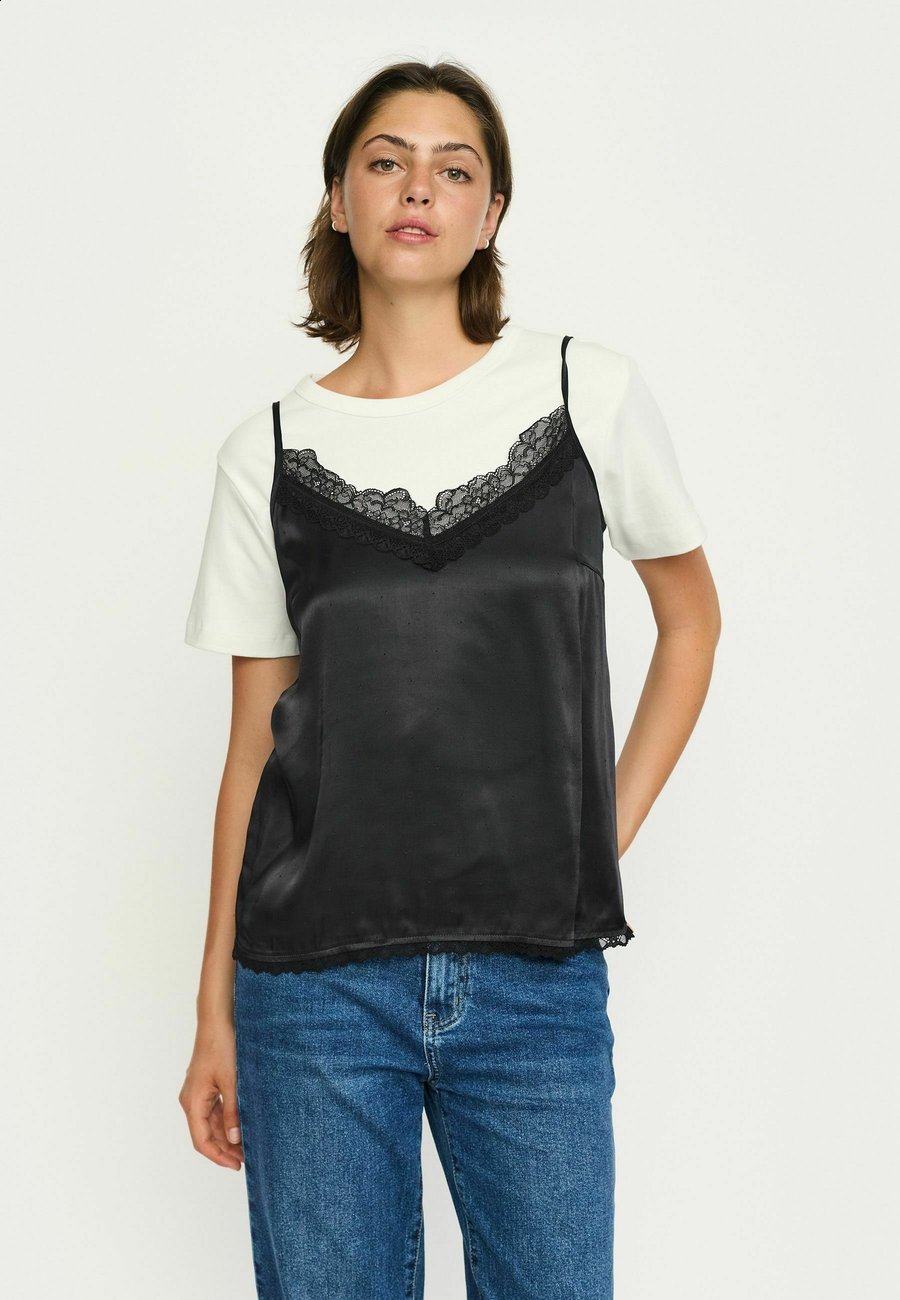 Топ Soft Rebels FRANCESCA CAMISOLE, Black
Топ Soft Rebels FRANCESCA CAMISOLE, Black