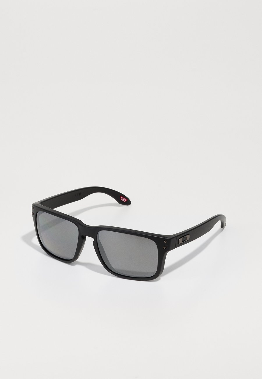 Солнцезащитные очки Oakley HOLBROOK UNISEX, Matte Black/Black
Солнцезащитные очки Oakley HOLBROOK UNISEX, Matte Black/Black
