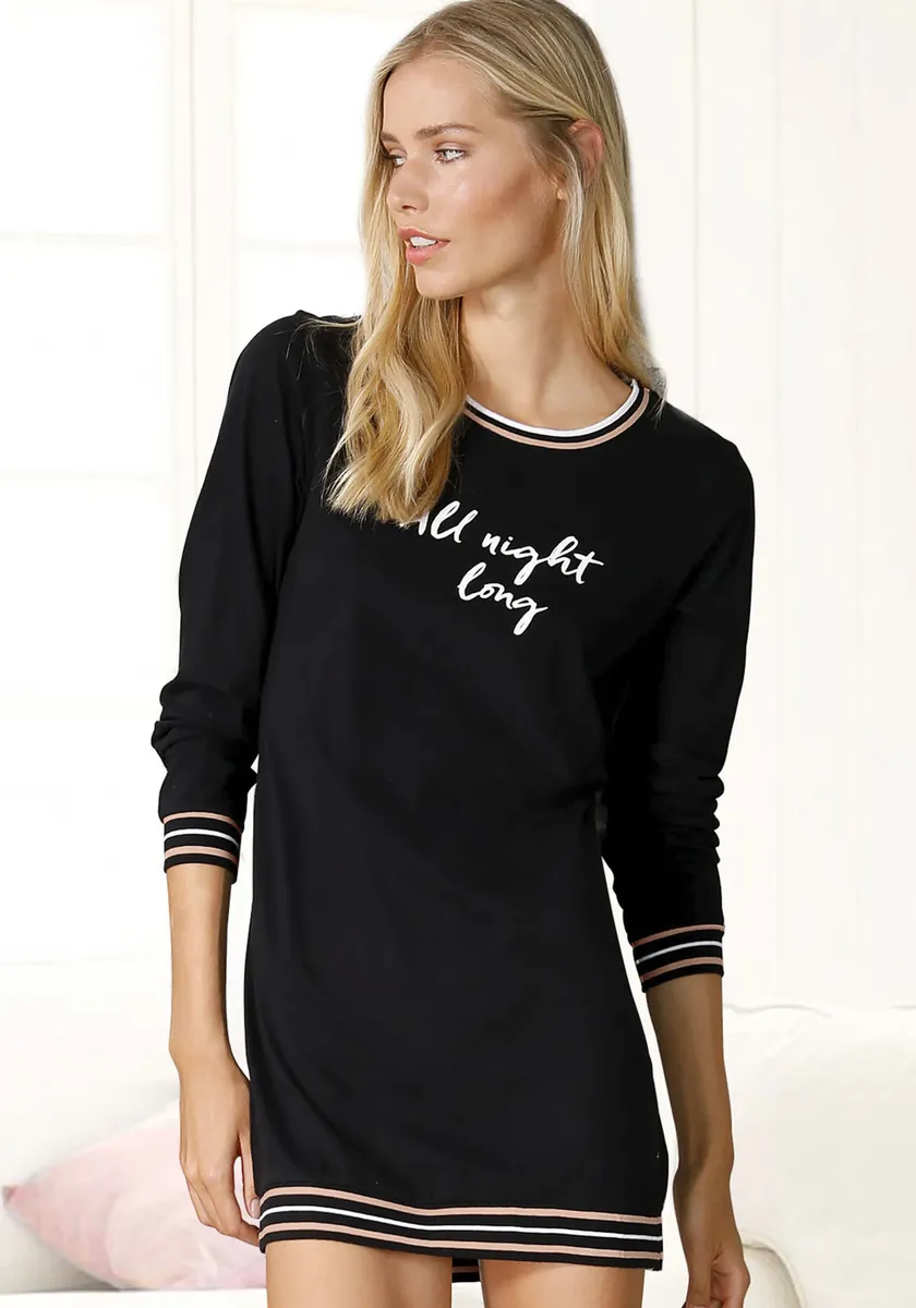 Ночная рубашка S.Oliver с ребристыми манжетами, черный
Ночная рубашка S.Oliver с ребристыми манжетами, черный