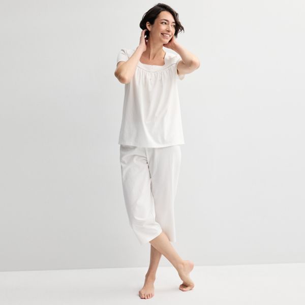 Женский комплект пижамы из топа и брюк Croft & Barrow, цвет white tiger
Женский комплект пижамы из топа и брюк Croft & Barrow, цвет white tiger