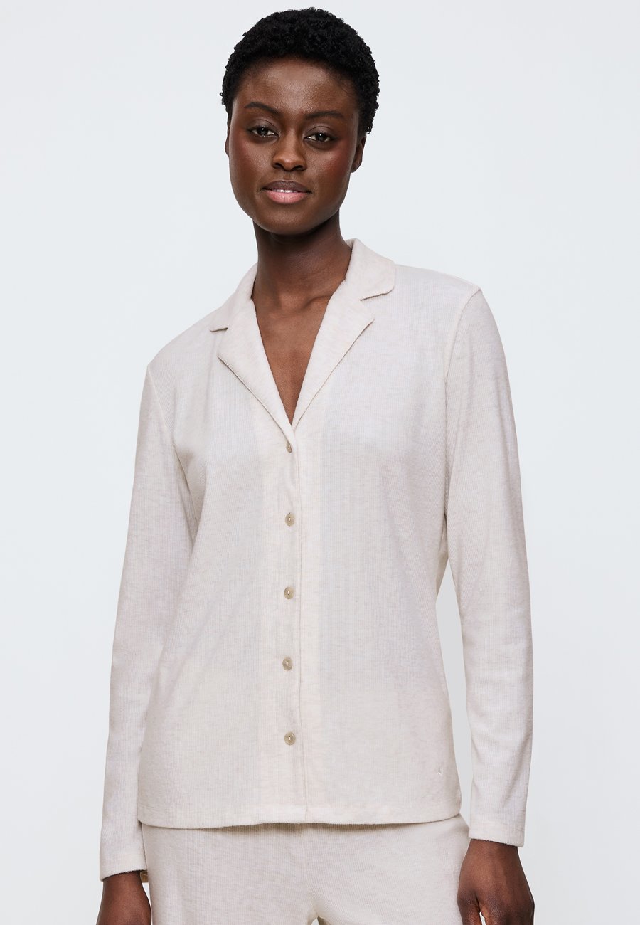 Пижамный топ Triumph Pyjama top, Light Grey Melange/Light Grey
Пижамный топ Triumph Pyjama top, Light Grey Melange/Light Grey