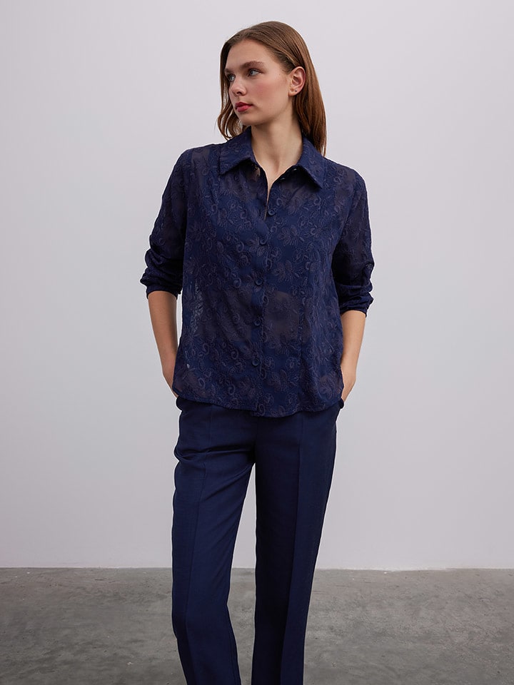 Блузка BGN, темно-синий
Блузка BGN, темно-синий