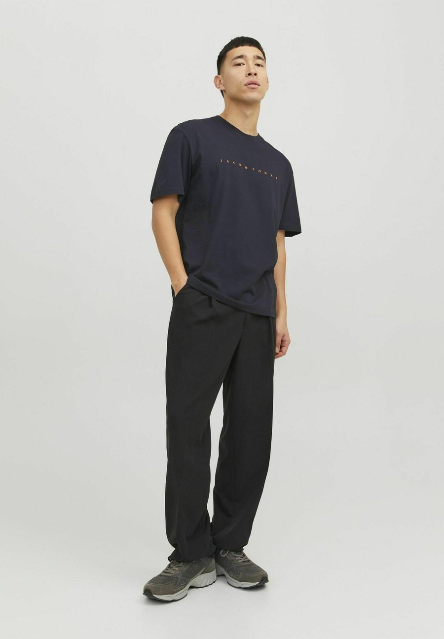 Футболка Jack & Jones 2ER PACK, Moonbeam Moonbeam/Beige
Футболка Jack & Jones 2ER PACK, Moonbeam Moonbeam/Beige