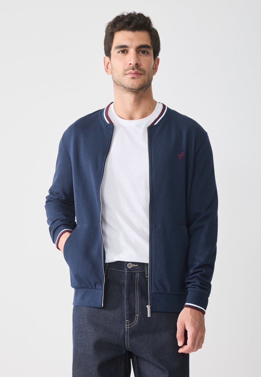 Толстовка Pier One Zip-up sweatshirt, Sky Captain/Dark Blue
Толстовка Pier One Zip-up sweatshirt, Sky Captain/Dark Blue