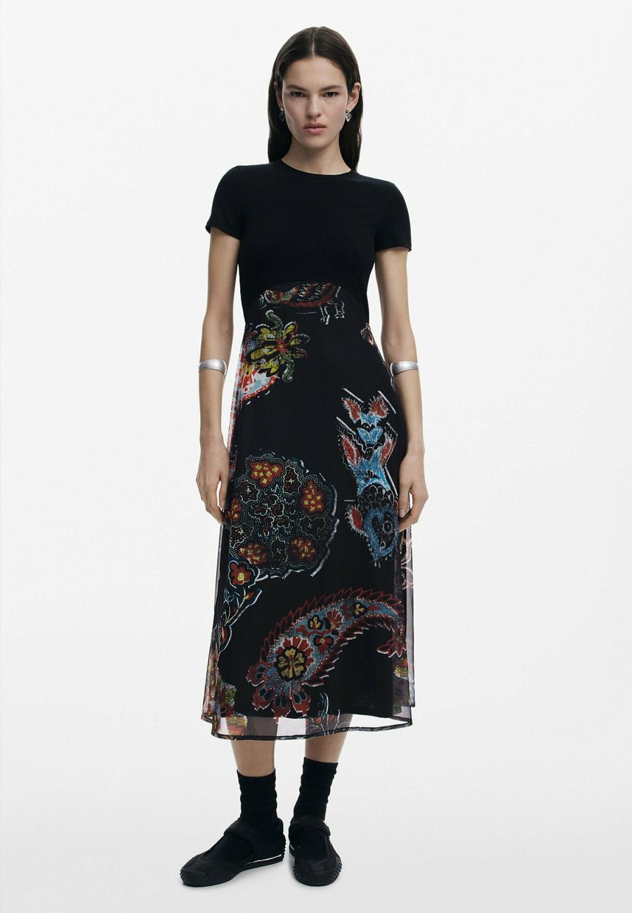 Платье Desigual M C LACROIX, Black/Brown
Платье Desigual M C LACROIX, Black/Brown