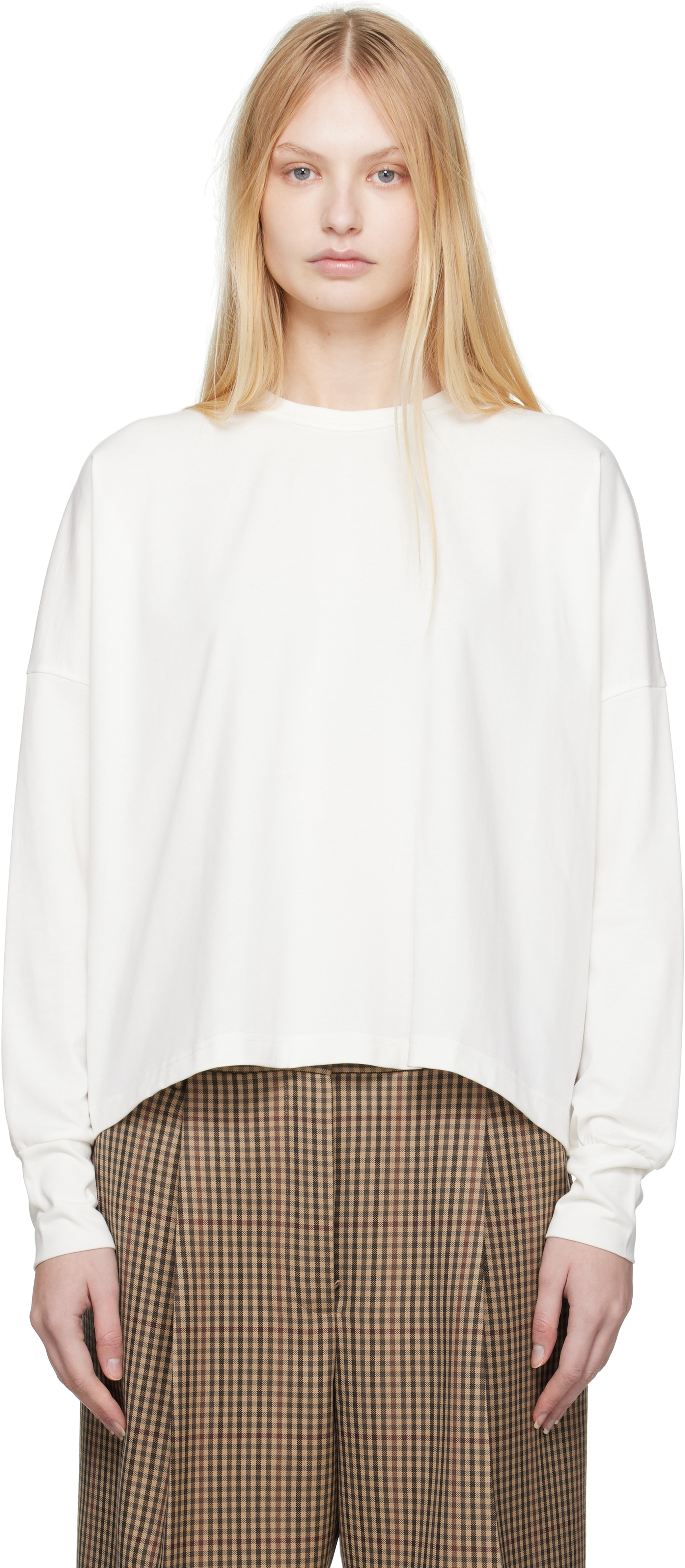 Белая футболка с длинным рукавом Loop Studio Nicholson
Белая футболка с длинным рукавом Loop Studio Nicholson